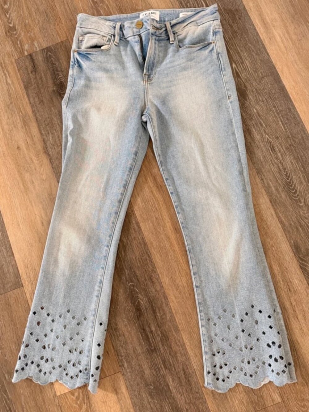 FRAME Jean- Boot Cut- Scalloped Eyelet Hem (Women’s Size 27)